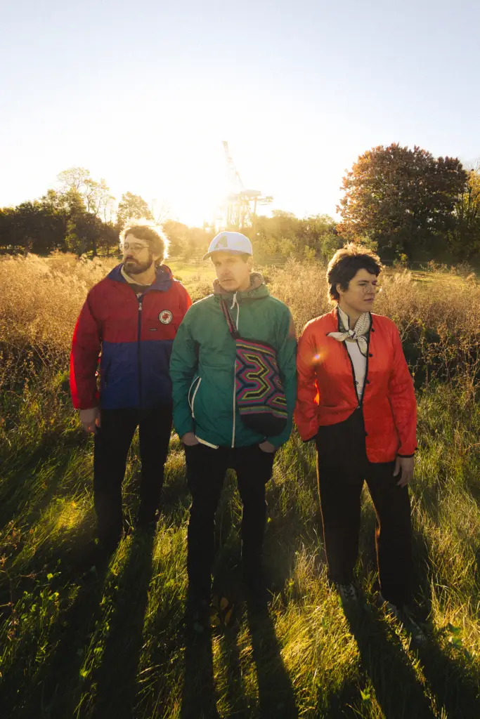 Photo de presse trio grue automne